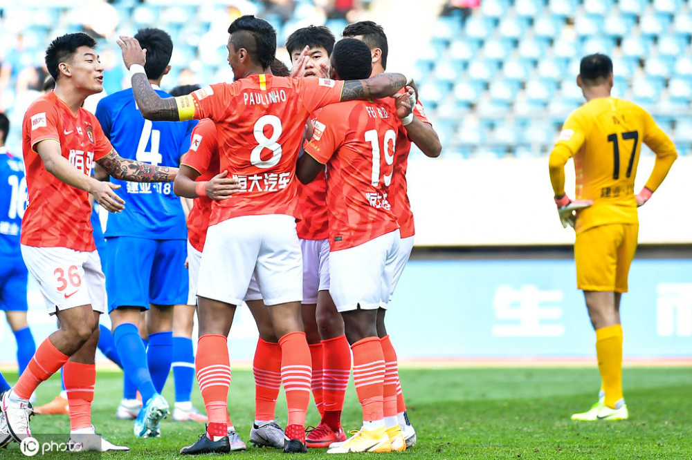 开云体育入口-鲁能主场击败泰达，继续领跑积分榜的简单介绍