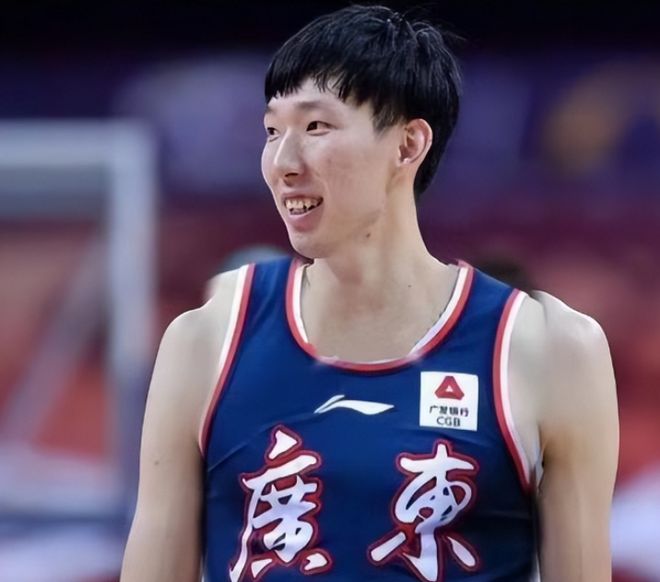 广东宏远主帅杜锋:周鹏为球队作出了巨大贡献。的简单介绍 广东宏远主帅杜锋:周鹏为球队作出了巨大贡献。的简单介绍