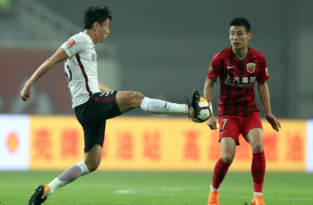 开云体育官方网站-关于上海上港3-1击败河北华夏幸福，延续联赛不败纪录的信息