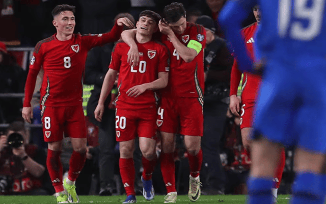 瑞士队战胜波兰，顺利晋级欧洲杯四分之一决赛的简单介绍