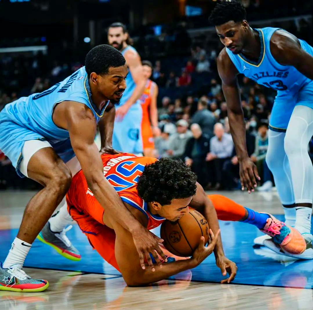 开云体育官方网站-开拓者客场大胜灰熊，取得连胜