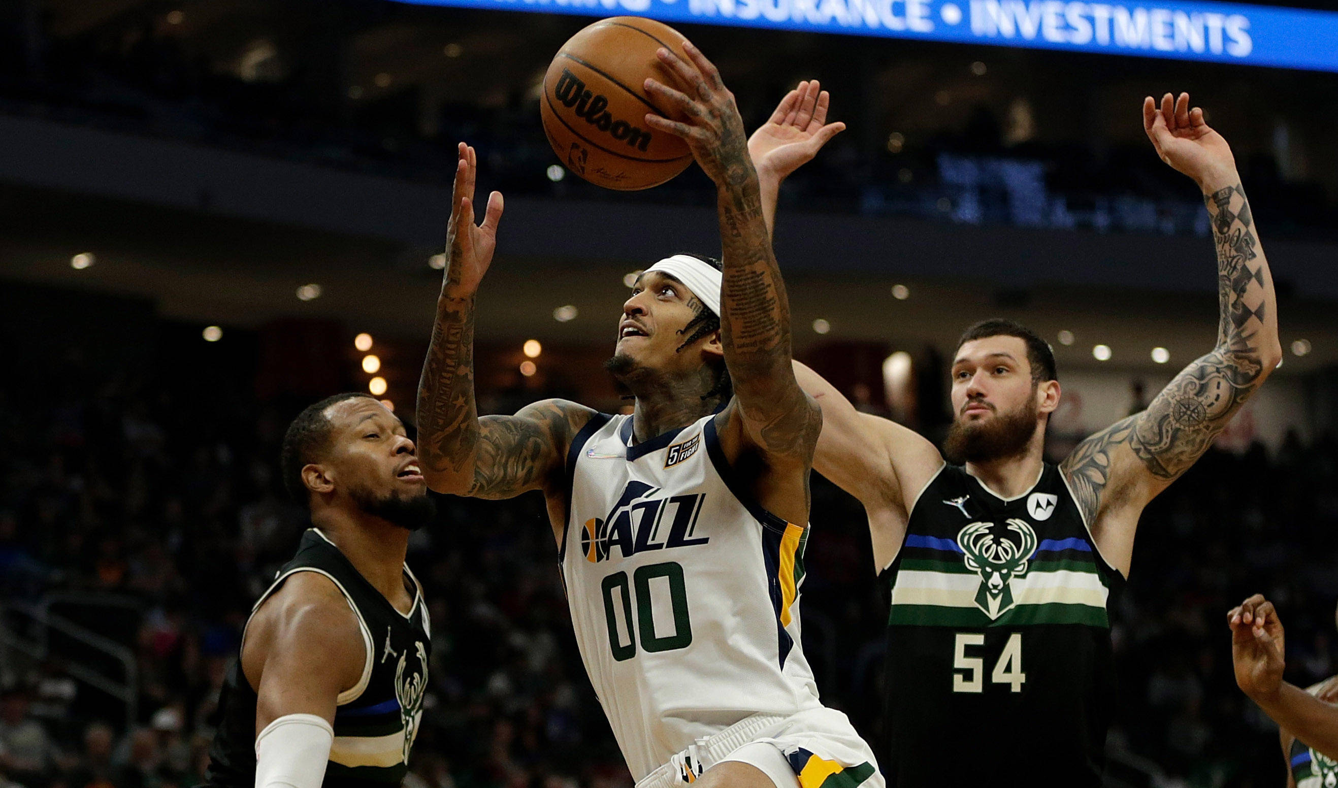 开云体育官方网站-太阳负于爵士，米切尔全场砍下28分再次领跑得分榜