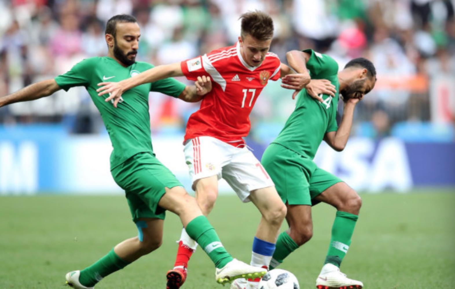 中国羽毛球队绝杀英格兰羽毛球队,辛杜完成帽子戏法的简单介绍 中国羽毛球队绝杀英格兰羽毛球队,辛杜完成帽子戏法的简单介绍