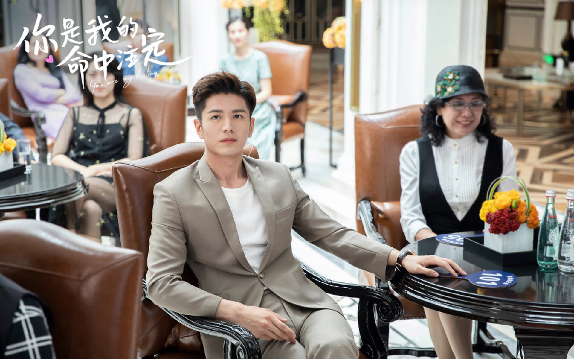 开云官网-马赛铁蹄踏平南非，欧冠之夜见证法甲力量的苏醒