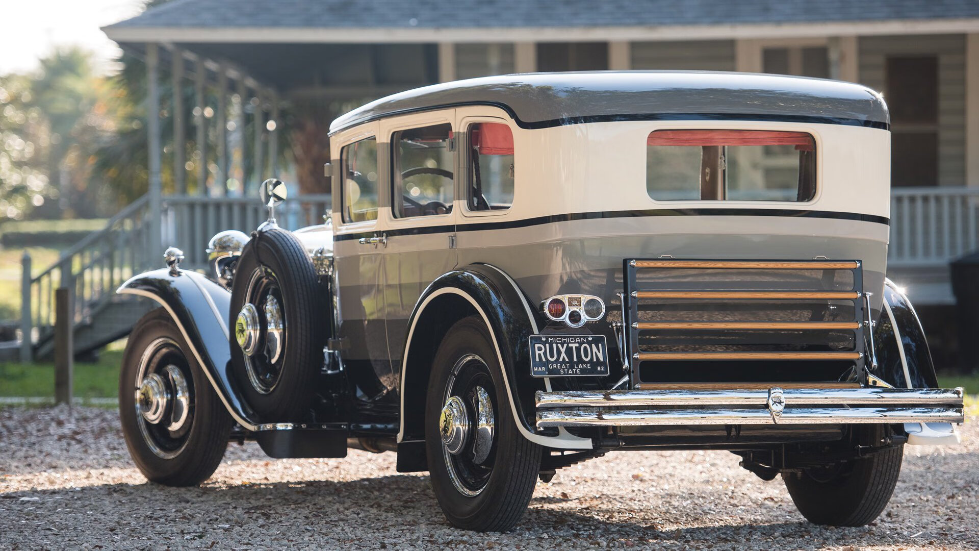 当国王速胜如风，何须拉文式英雄主义？论篮球世界的稳定与爆发